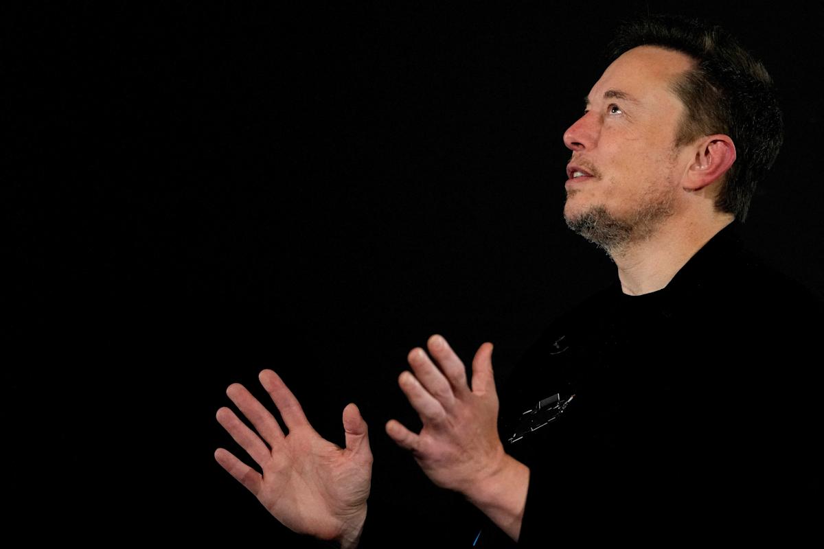 SpaceX stock selloff